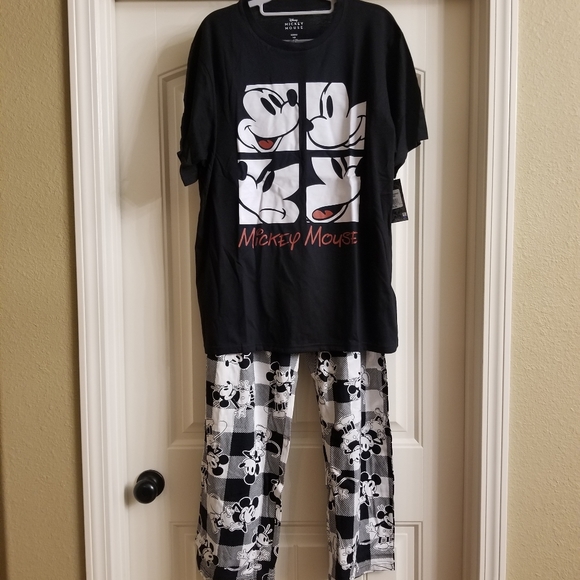 Disney Other - NWT Men's Disney 2 pc Pajama Set